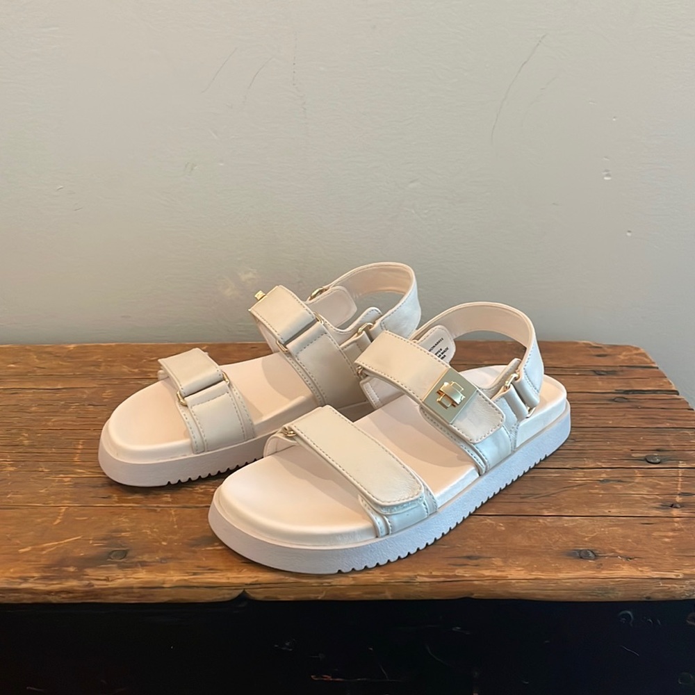 Steve Madden Mona NWT